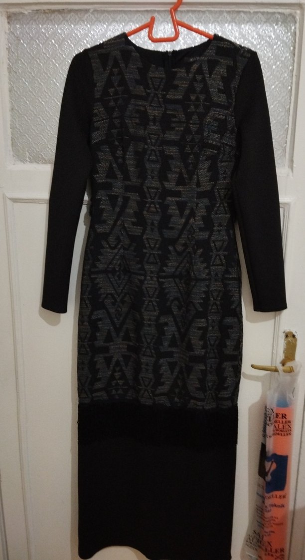 Uzun Kollu Siyah Desenli Kadın Elbise - Görsel 5