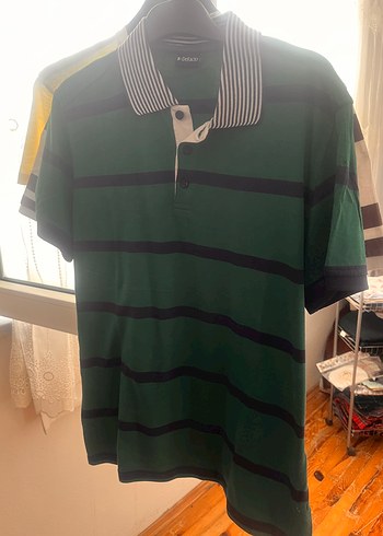 Düğmeli Yeşil Çizgili Erkek Polo Tişört