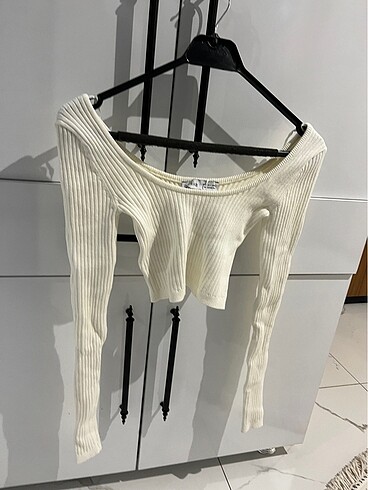 BERSHKA KADIN BLUZ