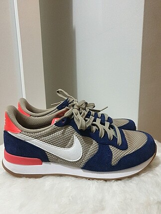Nike spor ayakkabı 