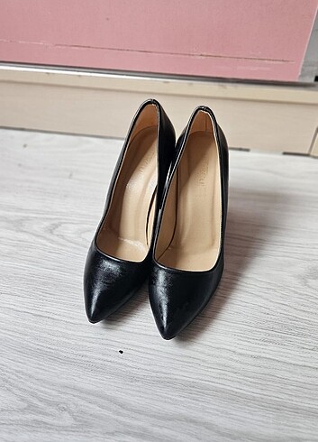 40 Beden siyah Renk Siyah topuklu ayakkabı 