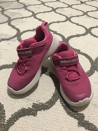 Skechers spor ayakkabı