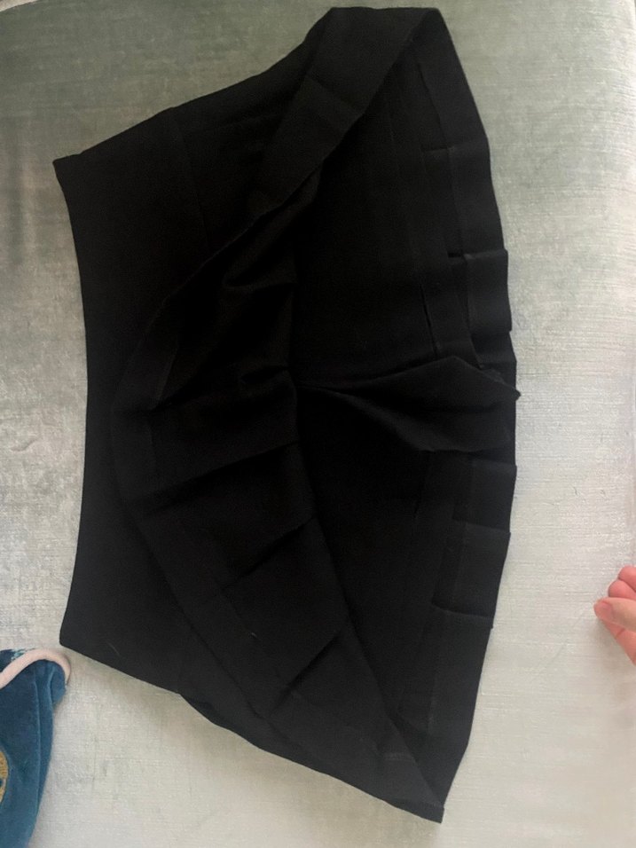 Kadın Siyah Pilili Mini Etek - Görsel 2