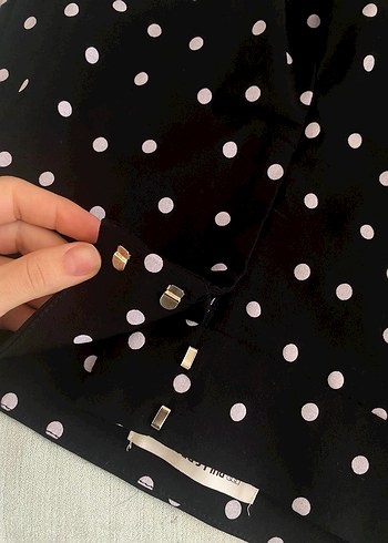 Siyah Puantiyeli Mini Şort - Görsel 8