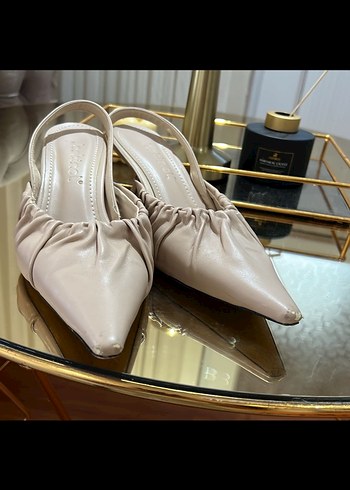 Diğer Bej Pilili Stiletto Topuklu Kadın Ayakkabı