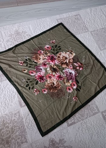 Kahverengi Çiçek Desenli Kadın Fular toplu fiyat - Görsel 5