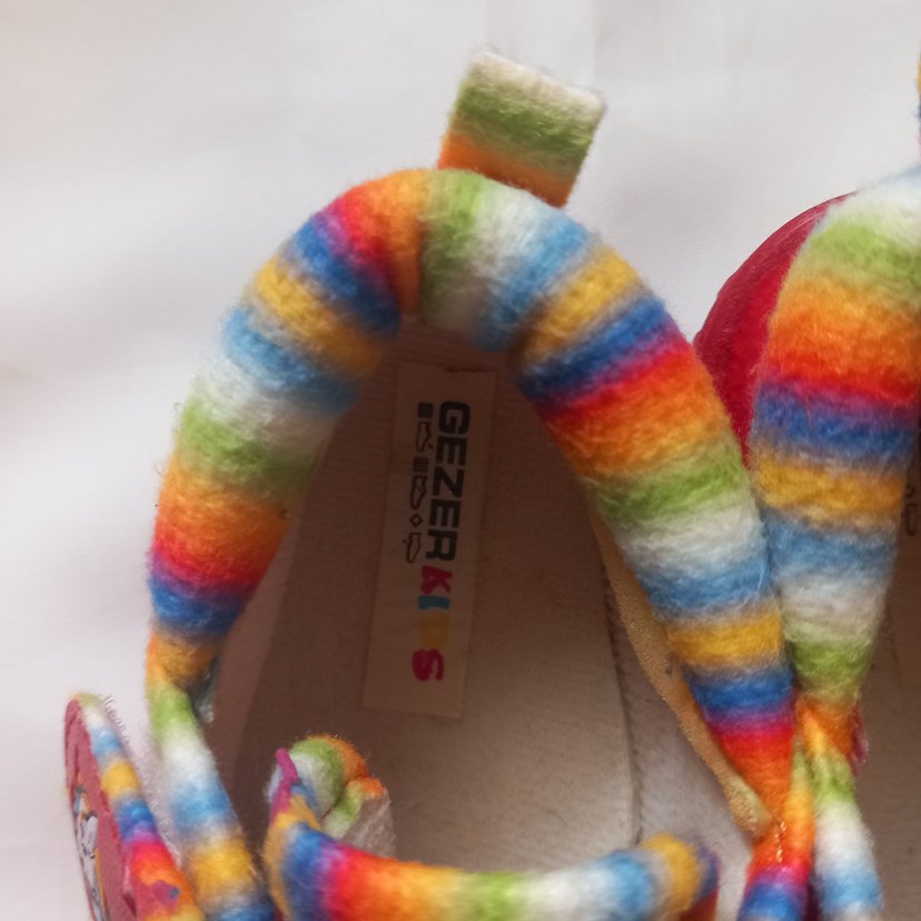 Kız Çocuk Kırmızı Renkli  Ev Terliği - Görsel 4