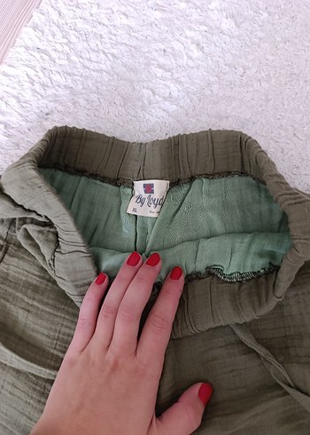 Haki müslin Rahat Kesim Şort - Görsel 4