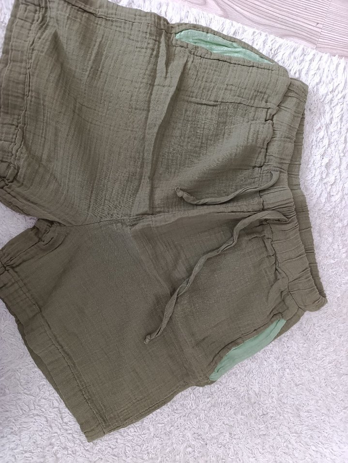 Haki müslin Rahat Kesim Şort - Görsel 3