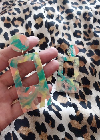 Diğer Tie-Dye Küpeler
