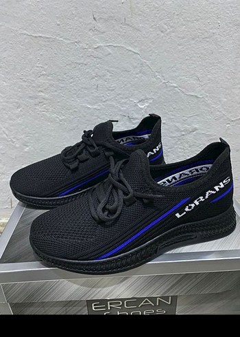 Siyah Bağcıklı Erkek Spor Ayakkabı
