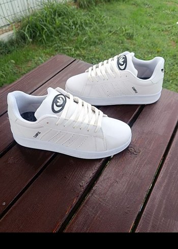 Beyaz Stiletto Topuklu Kadın Sneakers