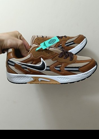 Kahverengi Bağcıklı Stiletto Topuklu Spor Ayakkabı