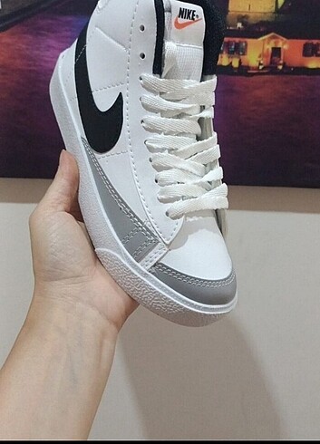 Nike blazer