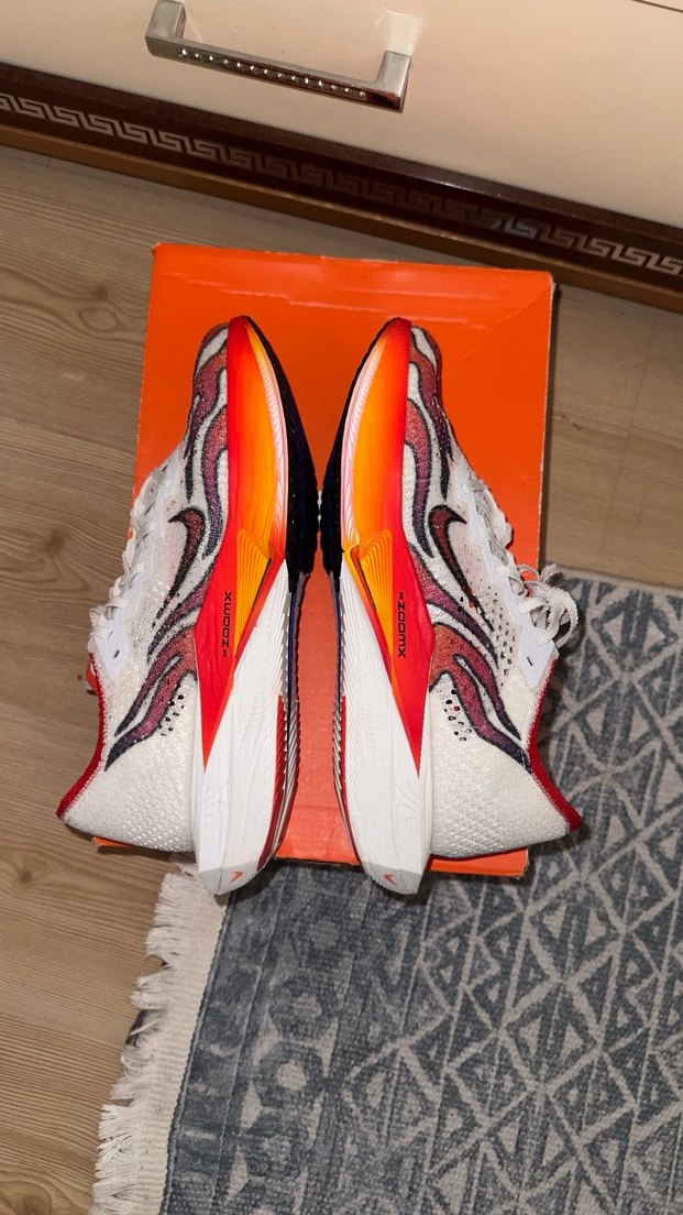 Nike Vaporfly Next 3 Yarış ayakkabısı - Görsel 3