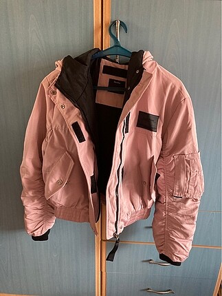 Bershka mont