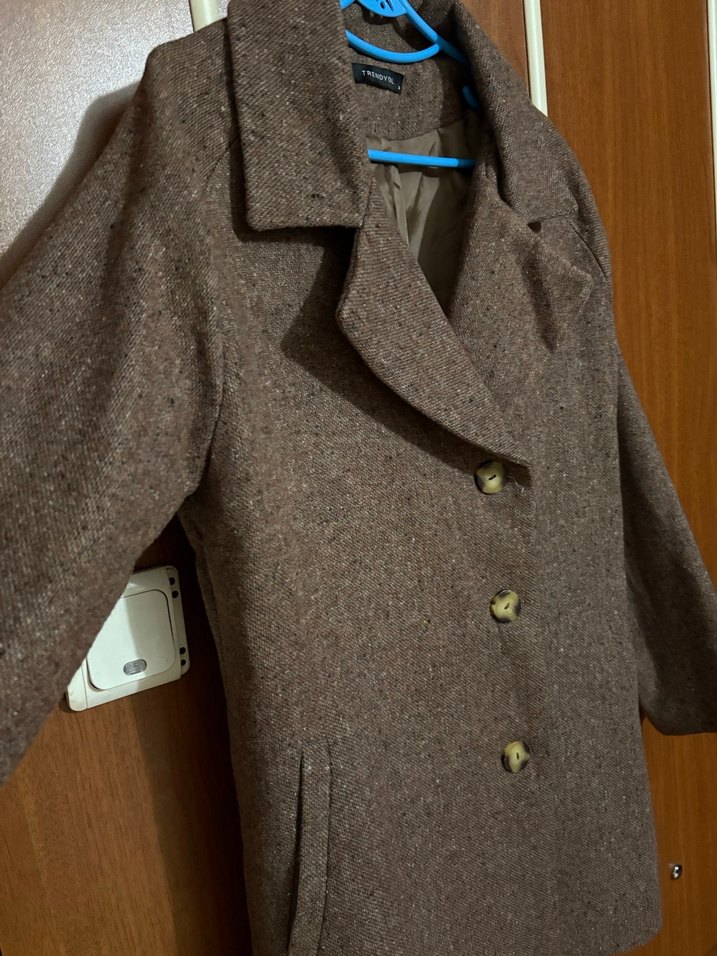 Düğmeli Kahverengi Midi Kadın Kaban - Görsel 2