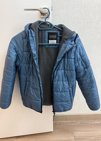 LC Waikiki Mavi Kapusonlu Sisme Mont