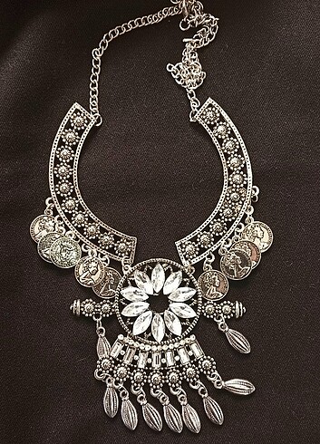 Tasarımcı Kolye 