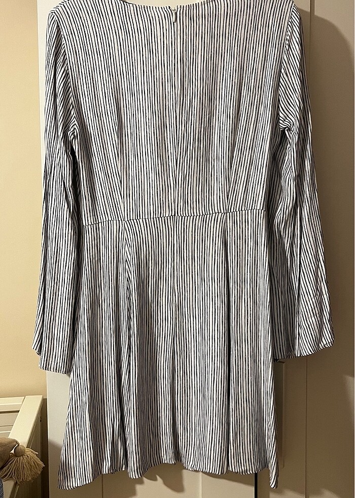 İpekyol çizgili elbise - Görsel 3