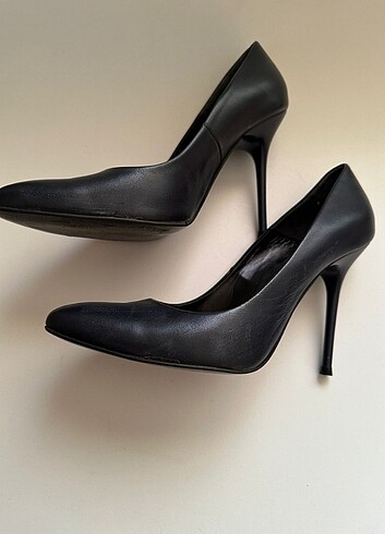38 Beden Stiletto