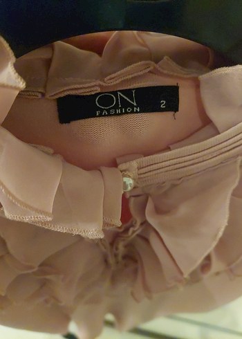 On Fashion Pembe Fırfırlı Yüksek Yakalı Bluz ekol marka