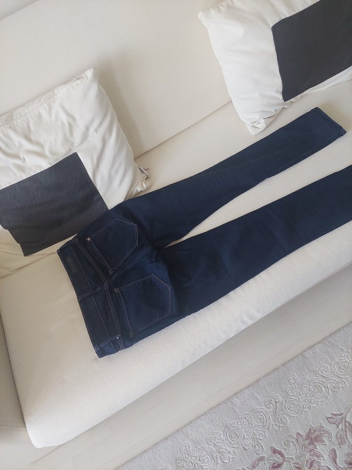 Düğmeli Lacivert Kadın Kot Pantolonmavi marka - Görsel 4