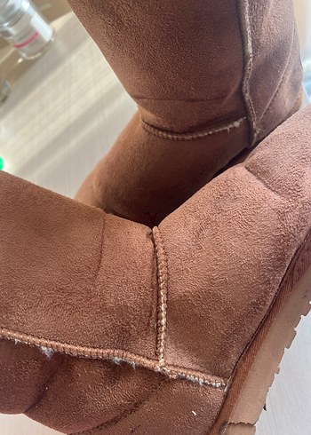 Kahverengi Süet Kadın Botları UGG - Görsel 5