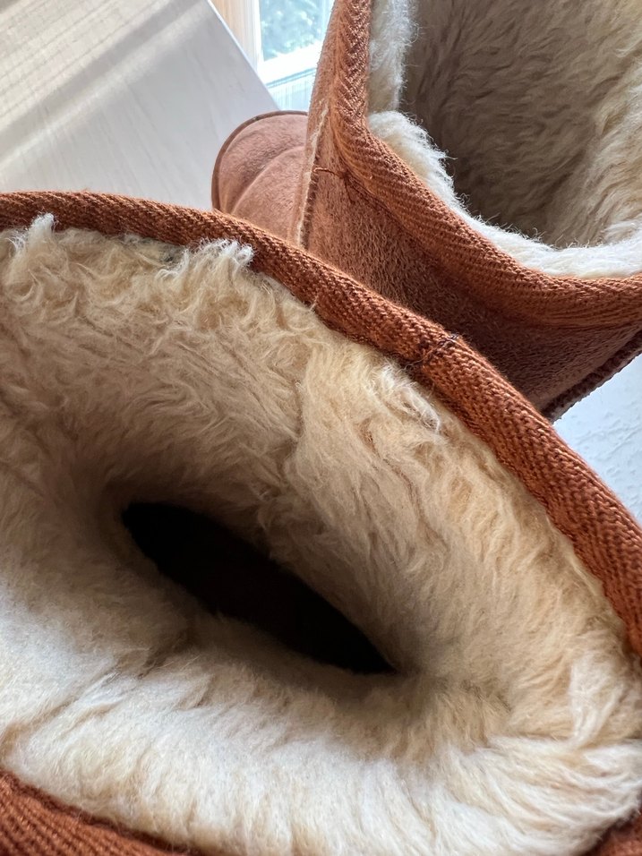 Kahverengi Süet Kadın Botları UGG - Görsel 2