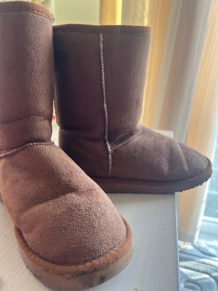 Kahverengi Süet Kadın Botları UGG - Görsel 3