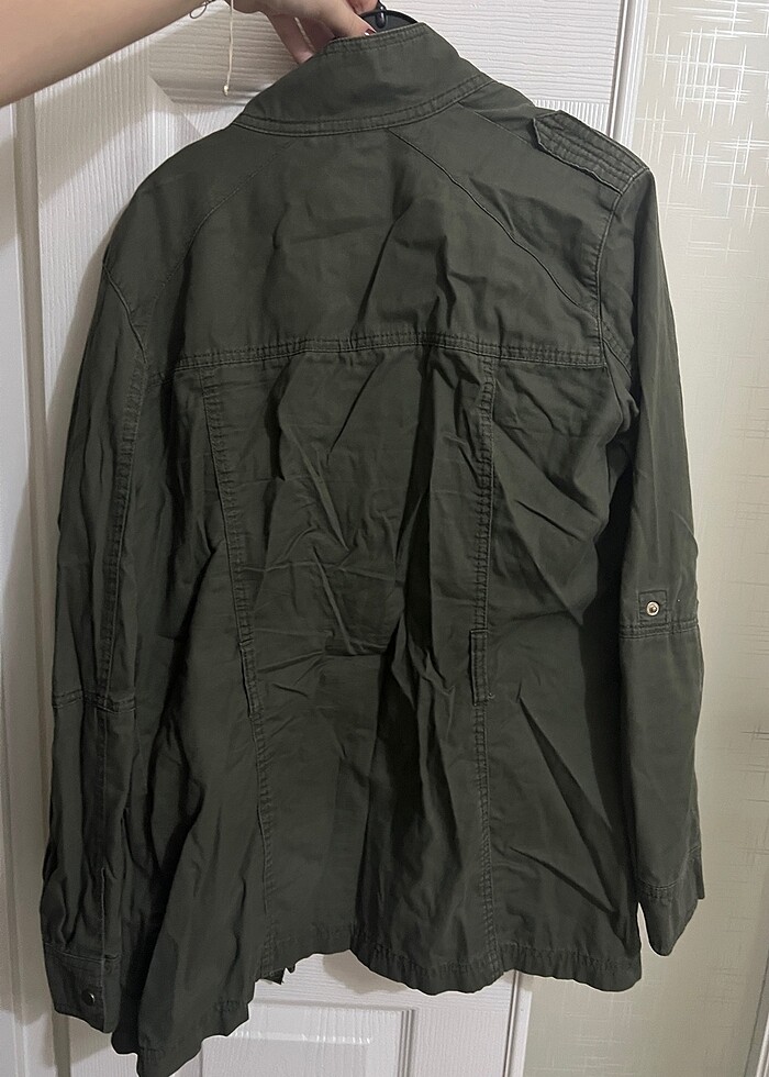 Haki Kadın Trençkot - Görsel 3