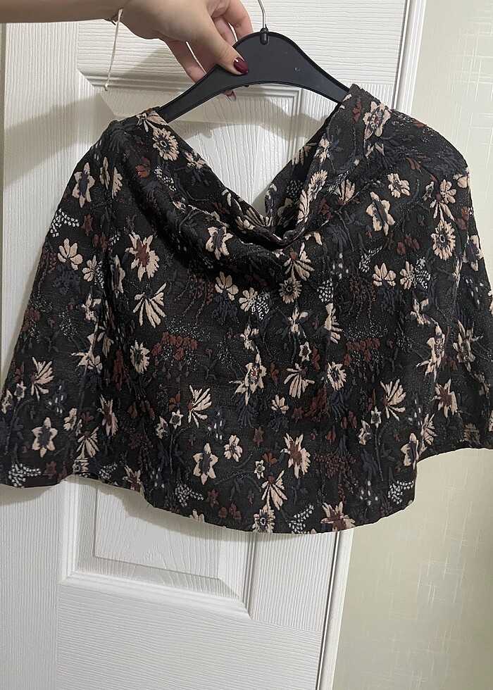 Çiçekli Kadın Etek - Görsel 3