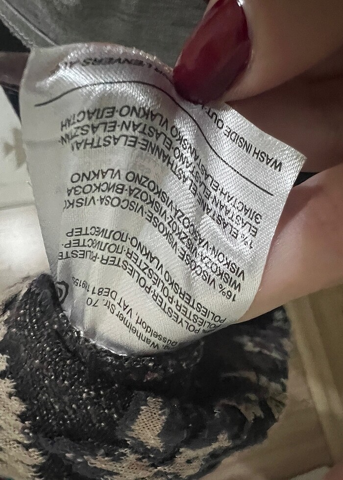 Çiçekli Kadın Etek - Görsel 4