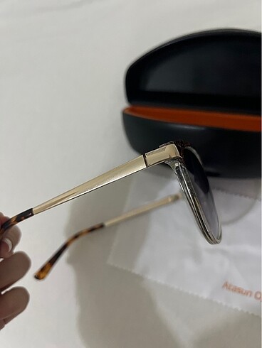 Kadın Güneş Gözlüğü - Görsel 4