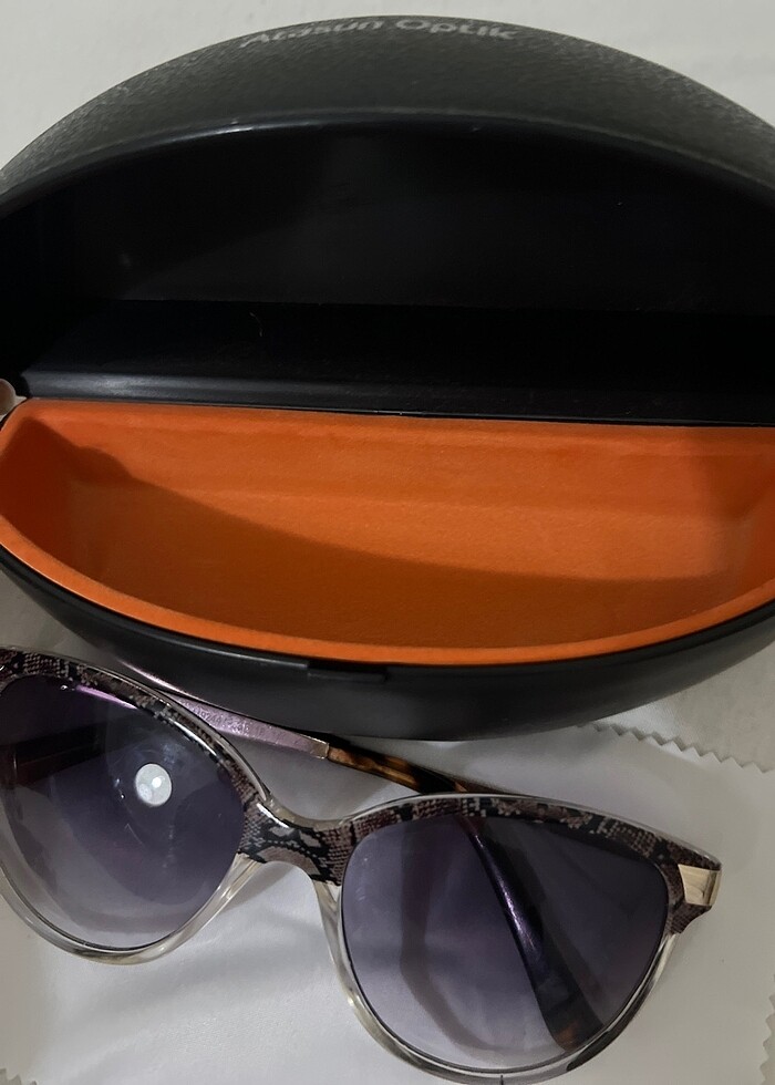 Kadın Güneş Gözlüğü - Görsel 2