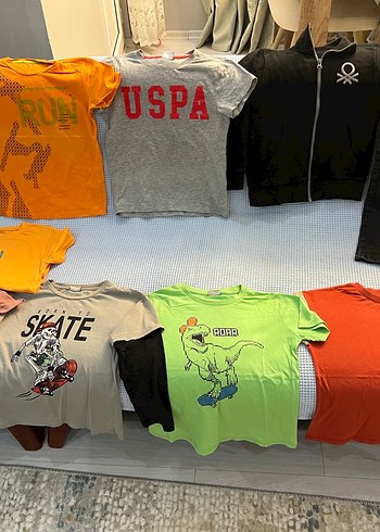 Benetton Toplu tişört