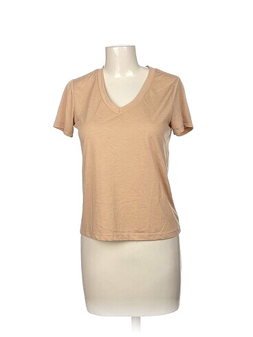 Diğer T-shirt %70 İndirimli.