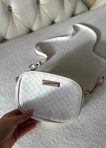 Zincir Detaylı Beyaz Deri Kadın Çanta - Görsel 2