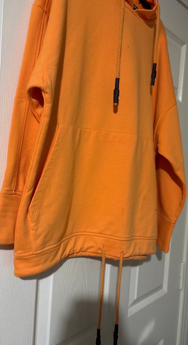 Turuncu Kapüşonlu Rahat Kadın Sweatshirt - Görsel 3