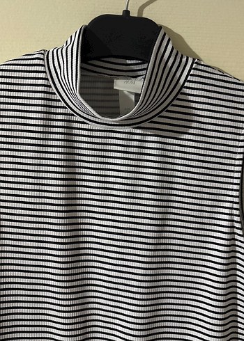 Yüksek Yakalı Çizgili Kolsuz Body - Görsel 4