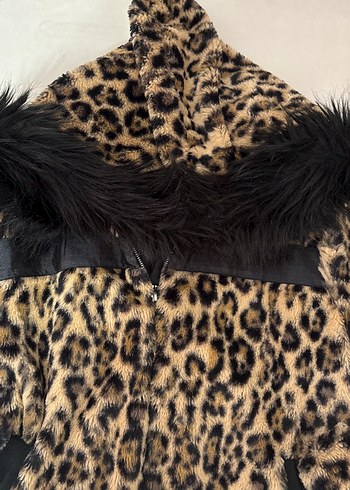 Leopar Desenli Kapüşonlu Kadın Kürk Mont - Görsel 2