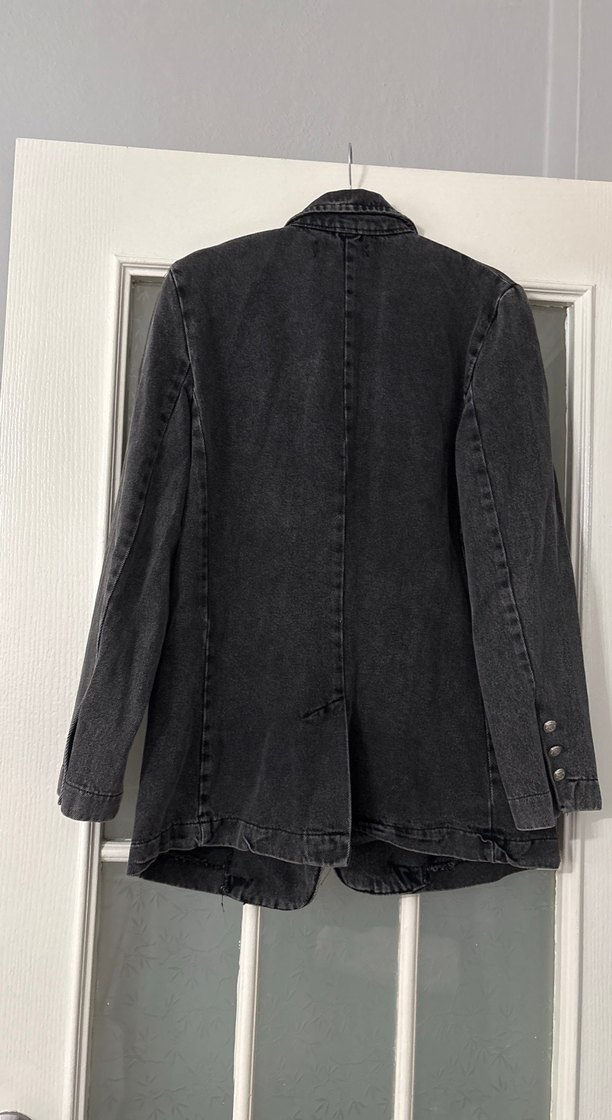 Gri Düğmeli Kadın Denim Ceket - Görsel 4