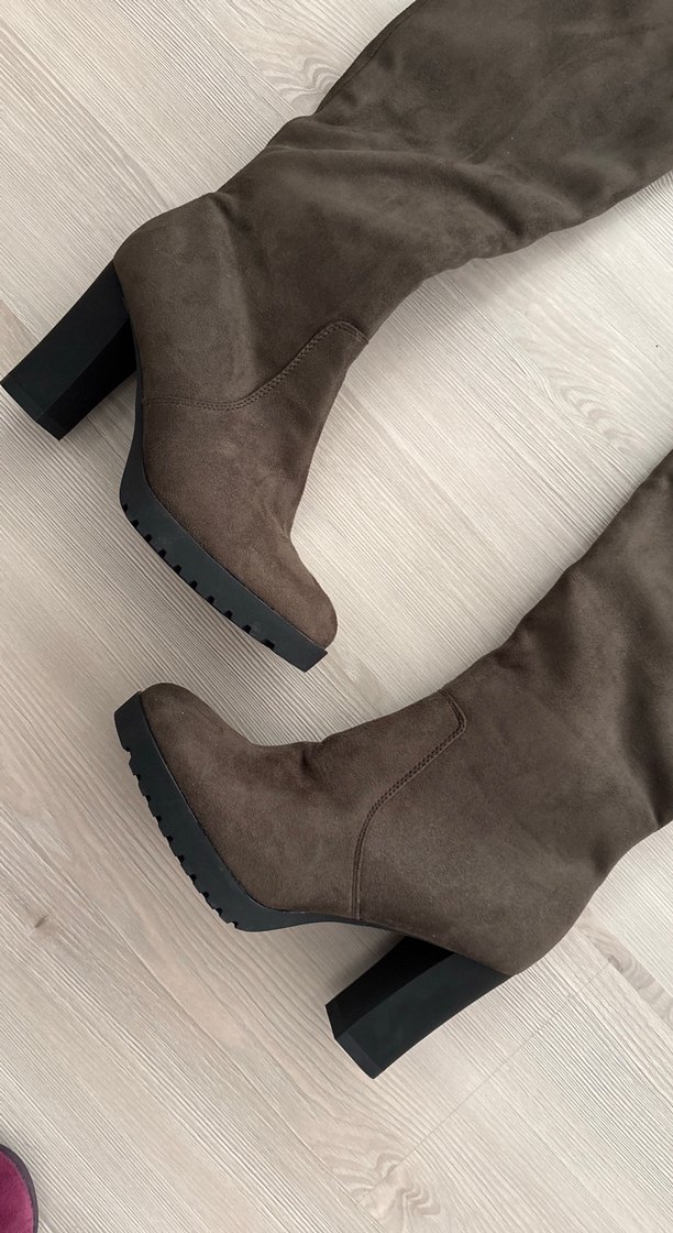 Koyu haki yeşili  Süet Kadın Diz Boyu Bot - Görsel 4