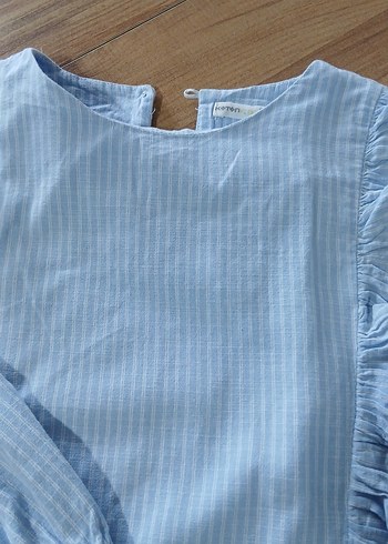 Kız Çocuk Mavi Keten Fırfırlı Bluz - Görsel 3