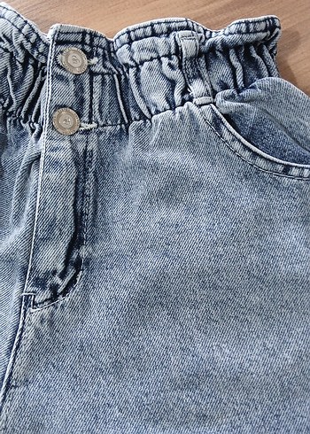 Düğmeli Loose Fit Mini Denim Şort - Görsel 2