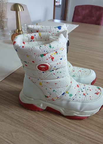 Renkli Baskılı Kız Çocuk Botları - Görsel 2