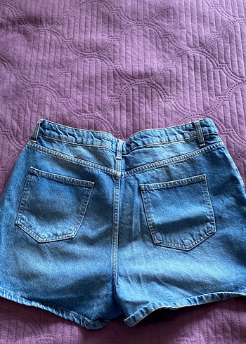 Trendyol & Milla Kadın Mavi Düğmeli Mini Denim Şort