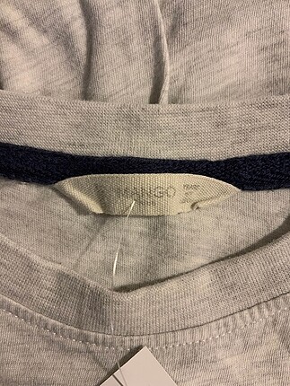 6 Yaş Beden Mango T-shirt %70 İndirimli.