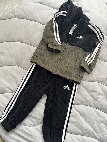 12-18 Ay Beden siyah Renk Adidas bebek polar eşofman takımı