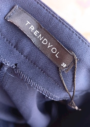 Düğmeli Lacivert Mini Hamile Şortu - Görsel 3